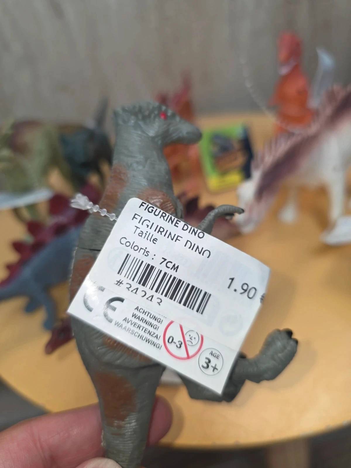 Lot 1 de 10 figurines Dinosaures 3 ans et + – photo 6